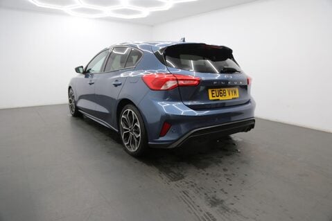 Ford Focus 1.0T EcoBoost ST-Line X Auto Euro 6 (s/s) 5dr 7