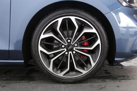 Ford Focus 1.0T EcoBoost ST-Line X Auto Euro 6 (s/s) 5dr 26