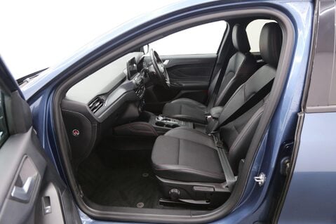 Ford Focus 1.0T EcoBoost ST-Line X Auto Euro 6 (s/s) 5dr 22