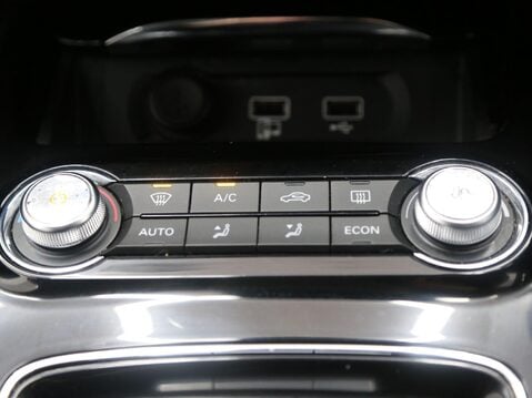 MG MG5 52.5kWh Exclusive Auto 5dr 17