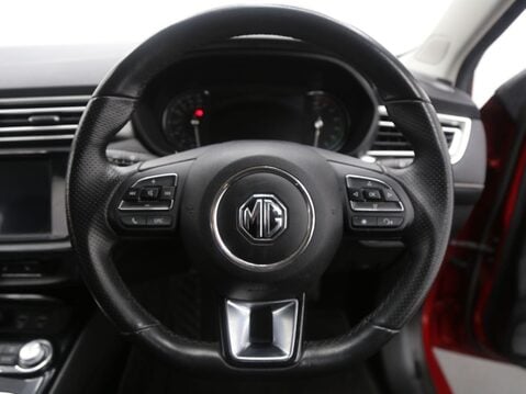 MG MG5 52.5kWh Exclusive Auto 5dr 10
