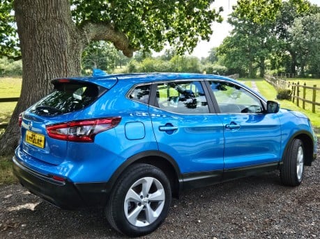 Nissan Qashqai DIG-T ACENTA PREMIUM 4