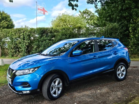 Nissan Qashqai DIG-T ACENTA PREMIUM 6