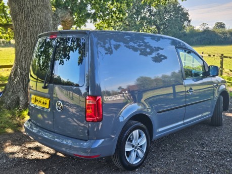 Volkswagen Caddy C20 TDI HIGHLINE 6 speed gear box 150 ps The Best Caddy Money Can Buy! 3