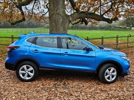 Nissan Qashqai DIG-T ACENTA PREMIUM 2