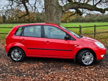 Ford Fiesta GHIA 16VJust Serviced New MOT and New Clutch New Tyres Great 1st Car!! 2