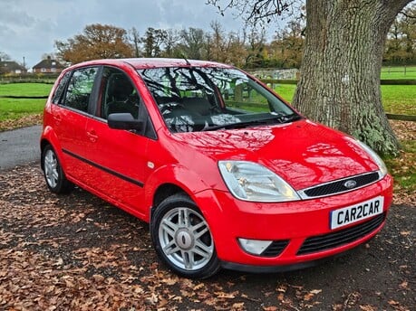 Ford Fiesta GHIA 16VJust Serviced New MOT and New Clutch New Tyres Great 1st Car!!