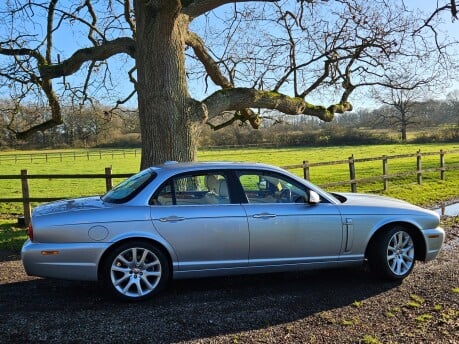 Jaguar XJ SOVEREIGN V6 2