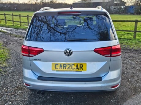 Volkswagen Touran SE TDI 4