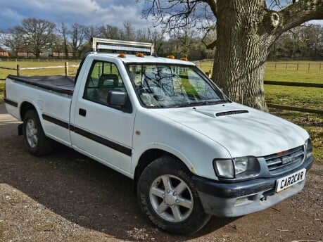 Isuzu Rodeo TD 4X2 S/CAB 2