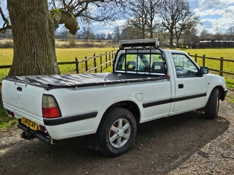 Isuzu Rodeo TD 4X2 S/CAB 4