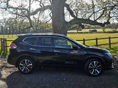 Nissan X-Trail DCI TEKNA XTRONIC Auto 2