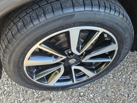 Nissan X-Trail DCI TEKNA XTRONIC Auto 10