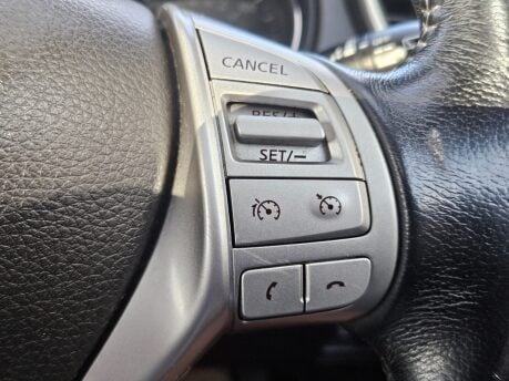 Nissan X-Trail DCI TEKNA XTRONIC Auto 27