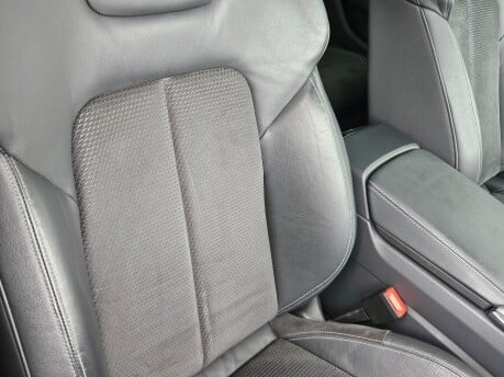 Audi A6 TDI S LINE MHEV 31