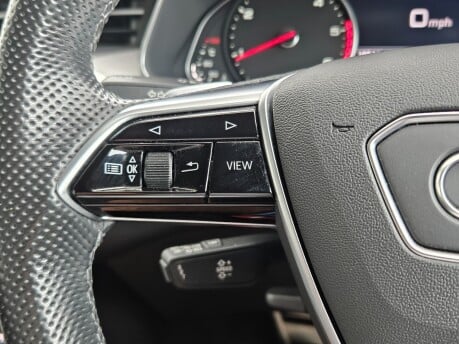Audi A6 TDI S LINE MHEV 37