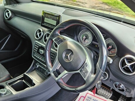 Mercedes-Benz A Class A200 CDI BLUE AMG SPORT Beautiful Condition Full Service Record 19