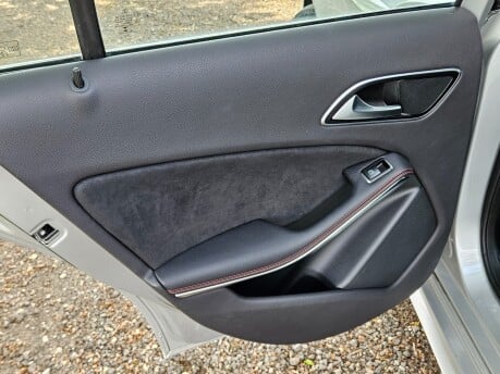 Mercedes-Benz A Class A200 CDI BLUE AMG SPORT Beautiful Condition Full Service Record 22