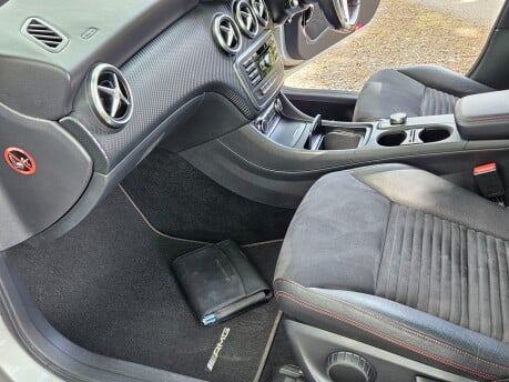 Mercedes-Benz A Class A200 CDI BLUE AMG SPORT Beautiful Condition Full Service Record 28