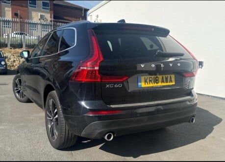 Volvo XC60 D4 MOMENTUM PRO AWD 2