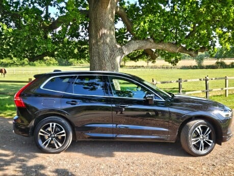 Volvo XC60 D4 MOMENTUM PRO AWD 2
