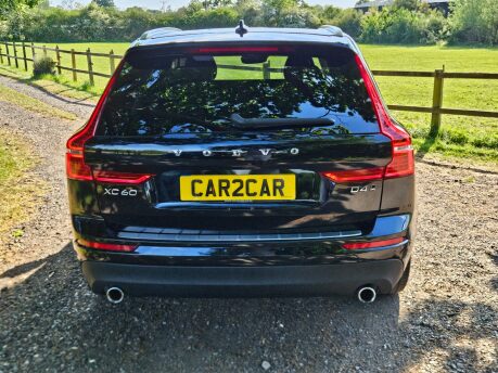 Volvo XC60 D4 MOMENTUM PRO AWD 4