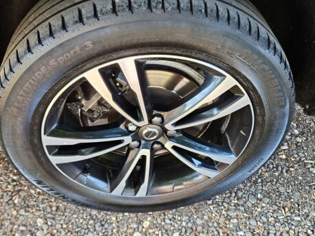 Volvo XC60 D4 MOMENTUM PRO AWD 11