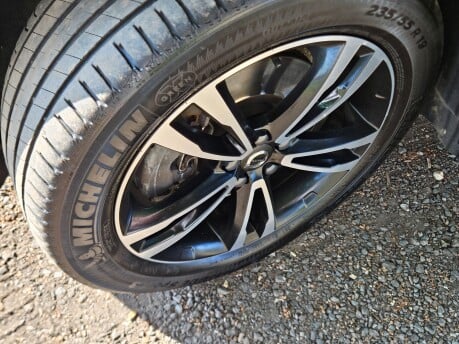 Volvo XC60 D4 MOMENTUM PRO AWD 12