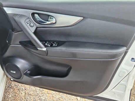 Nissan Qashqai DIG-T TEKNA 10