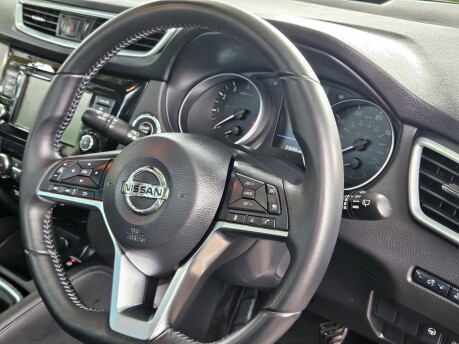 Nissan Qashqai DIG-T TEKNA 14