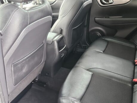 Nissan Qashqai DIG-T TEKNA 27