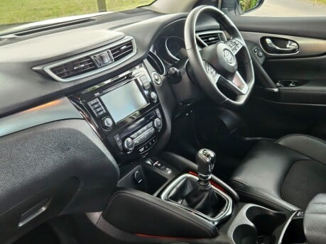 Nissan Qashqai DIG-T TEKNA 31