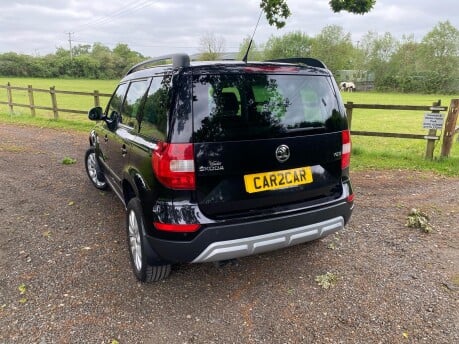 Skoda Yeti Outdoor SE BUSINESS TDI SCR 8