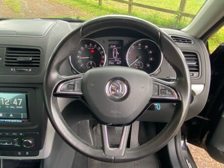 Skoda Yeti Outdoor SE BUSINESS TDI SCR 44