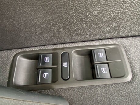 Skoda Yeti Outdoor SE BUSINESS TDI SCR 53