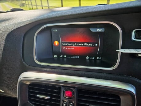 Volvo V40 D3 SE LUX NAV 43