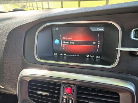 Volvo V40 D3 SE LUX NAV 44
