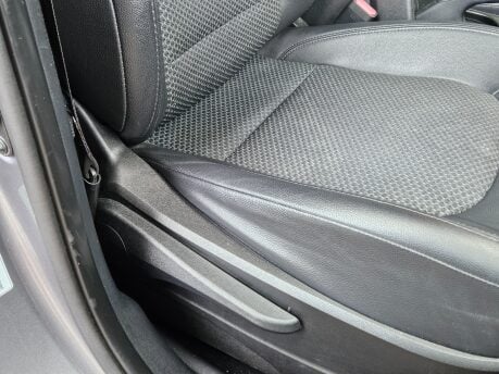 Hyundai ix35 PREMIUM CRDI 4WD 23