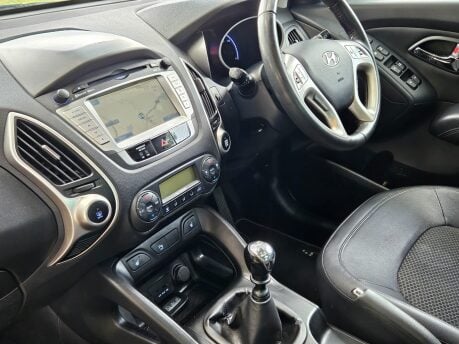 Hyundai ix35 PREMIUM CRDI 4WD 39