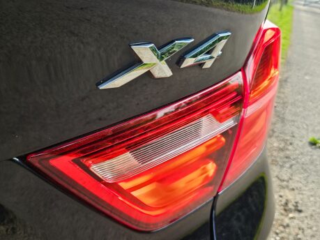 BMW X4 XDRIVE20D M SPORT 28