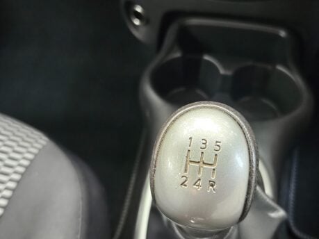Nissan MICRA ACENTA 39
