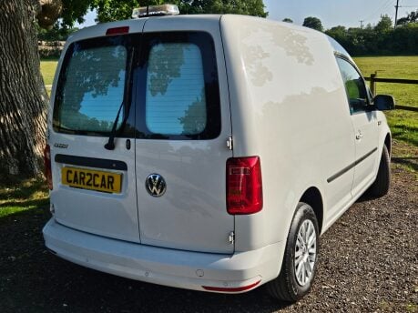 Volkswagen Caddy C20 TDI TRENDLINE 4