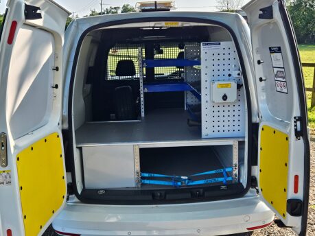 Volkswagen Caddy C20 TDI TRENDLINE 12