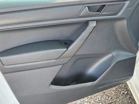 Volkswagen Caddy C20 TDI TRENDLINE 34