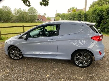 Ford Fiesta SPORT 14