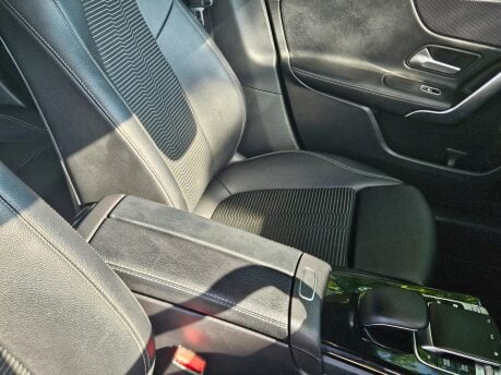 Mercedes-Benz A Class A 180 D SPORT PREMIUM 20
