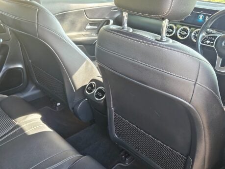 Mercedes-Benz A Class A 180 D SPORT PREMIUM 28