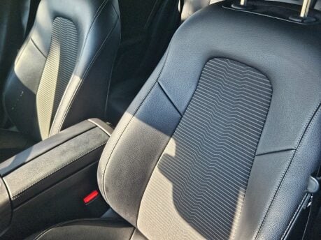 Mercedes-Benz A Class A 180 D SPORT PREMIUM 33