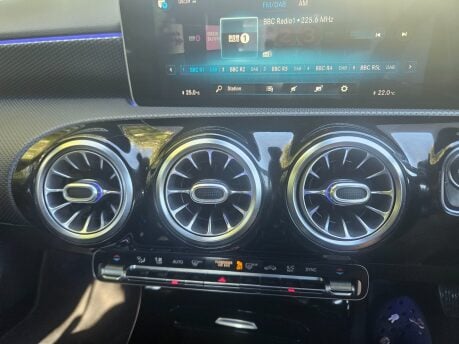 Mercedes-Benz A Class A 180 D SPORT PREMIUM 41