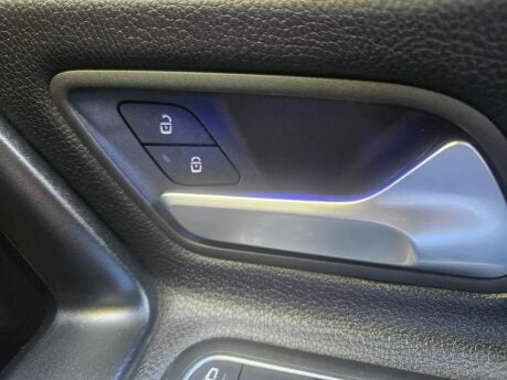 Mercedes-Benz A Class A 180 D SPORT PREMIUM 60